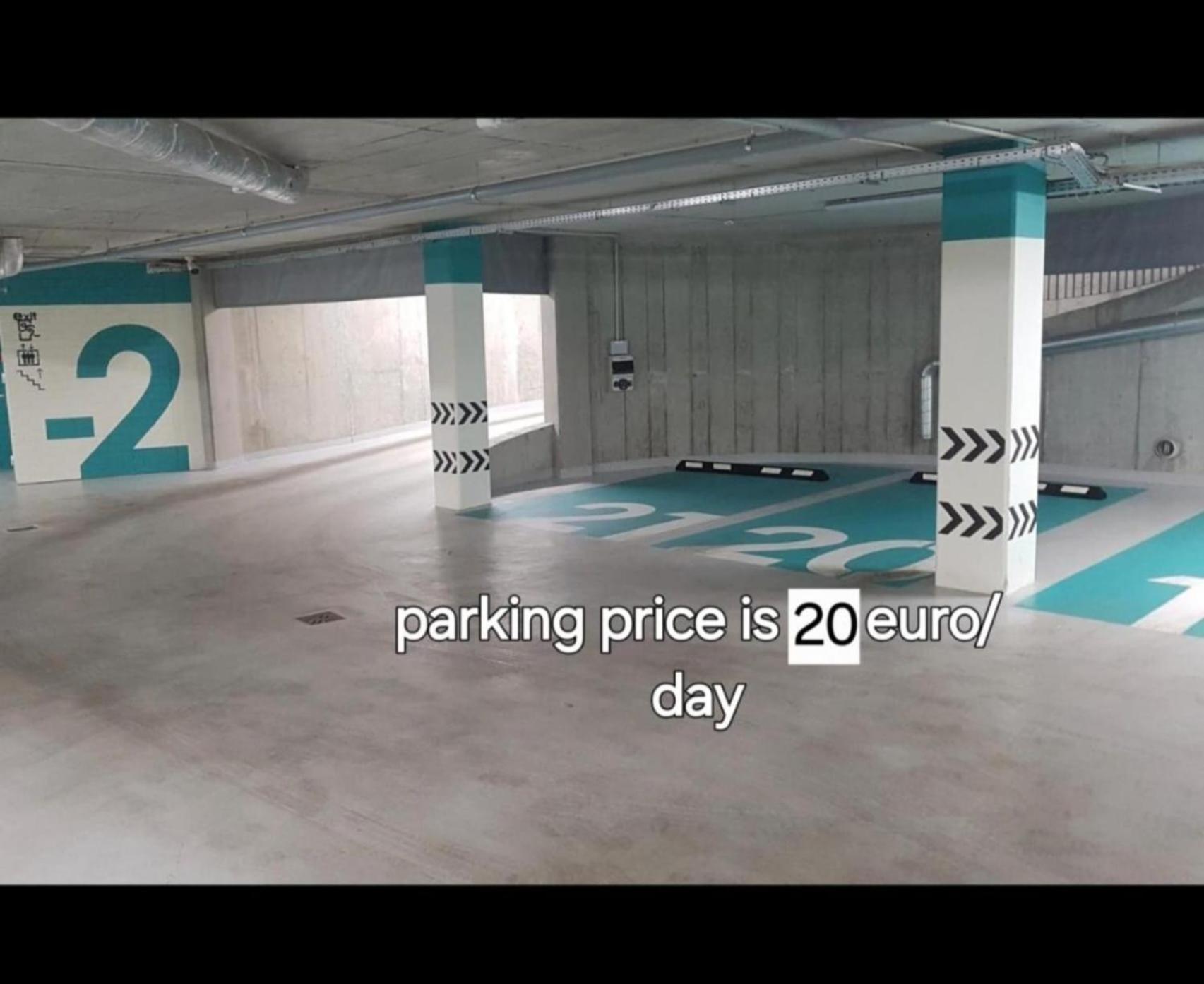 Happy Inn Vip, Self Check-In-24X7, A-C, Parking-In-The-Underground-Garage VNO Exterior foto